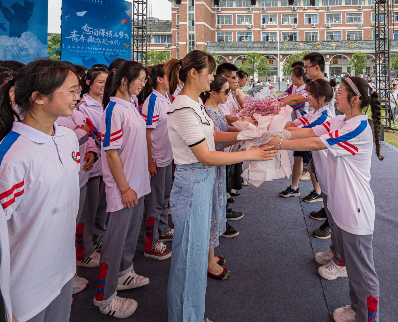 宜春中学校花图片