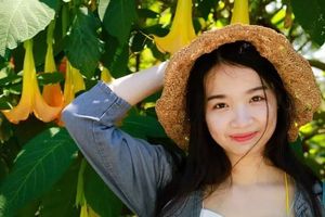 清华大学  刘茹（2013届）